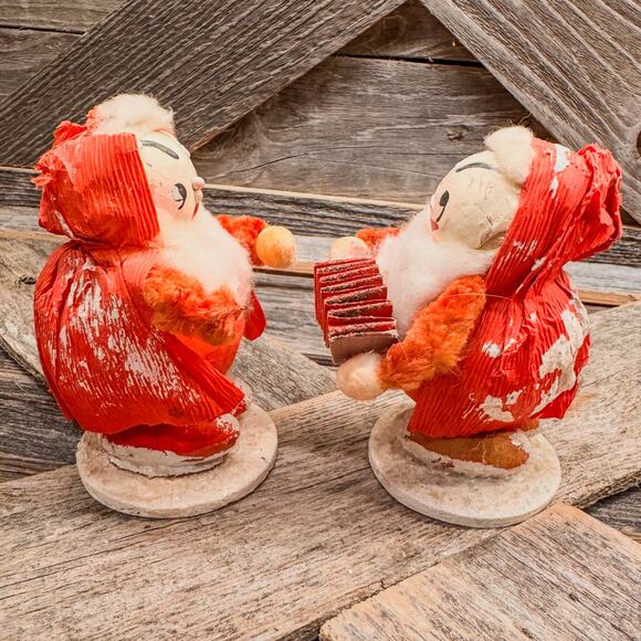 Pair of Adorable 1950’s Vintage Santas-Spun Cotton Crepe Corn Husk Paper Mache - Picture 2 of 10